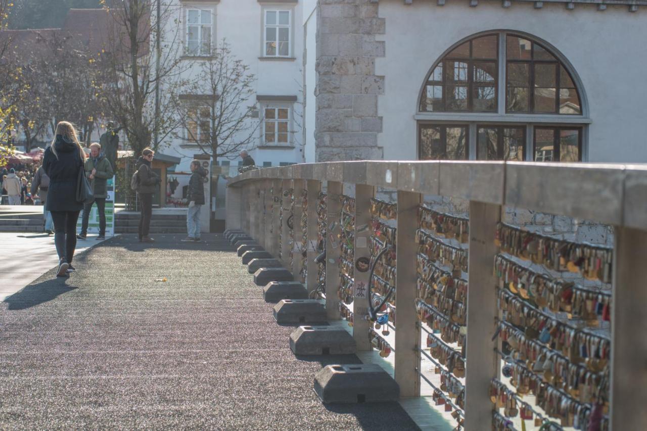 River View Apartment Ljubljana Luaran gambar